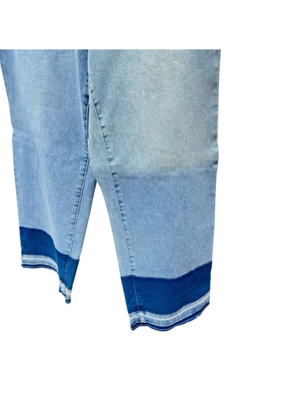 DG2 Dip-Dye Ombre Denim Jeans 16W Womens High Rise Blue Gradient Cotton Casual - Picture 4 of 8